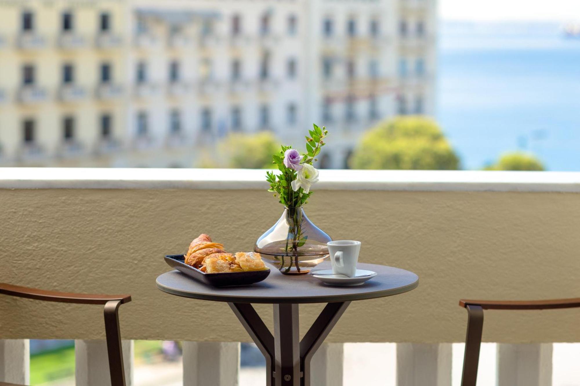 Chambre Premium avec Accès au Salon - Vue sur Mer