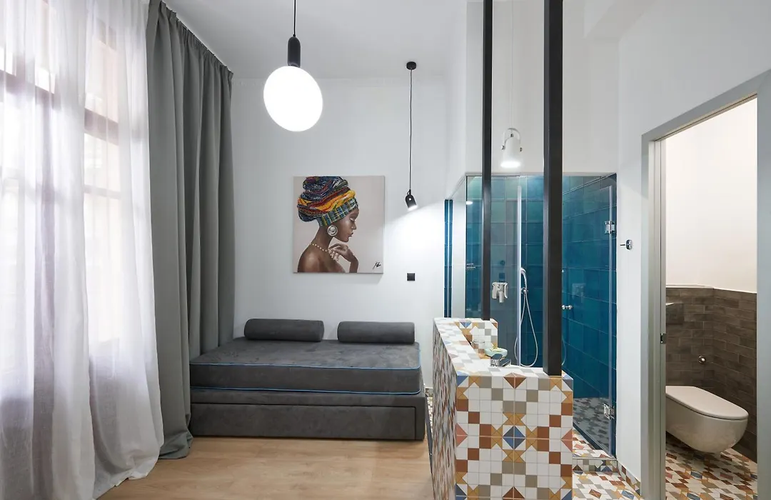 The Maroon Bottle Hotel-1